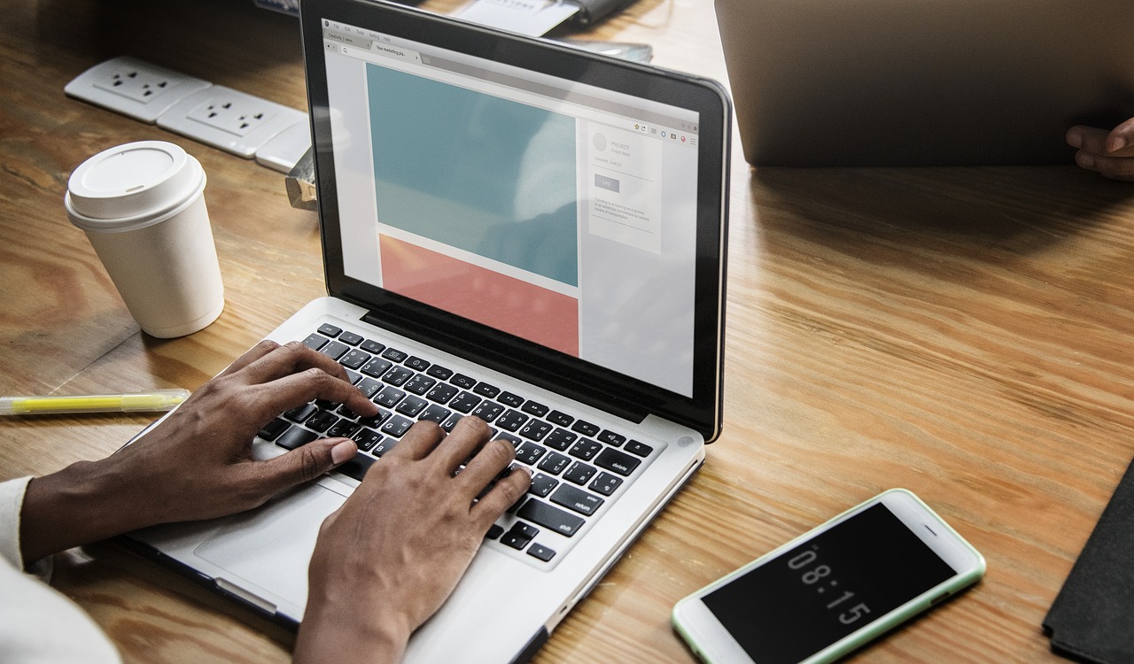 最新網(wǎng)站設(shè)計(jì)理念與趨勢解析