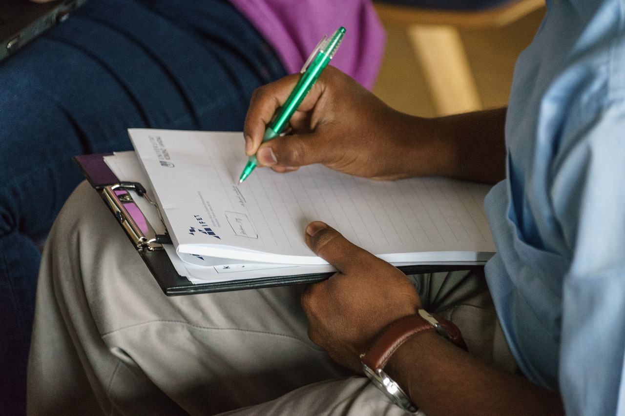 新澳精準(zhǔn)正版資料免費,新研究分析_超清版VH26.24.34