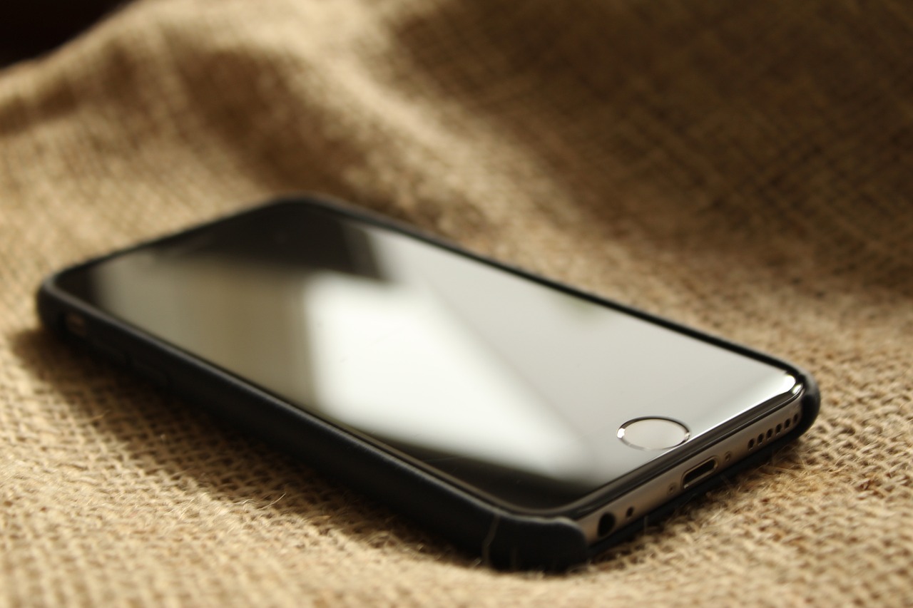 回顧蘋果發(fā)展歷程，蘋果7的上市時間及其新品期待