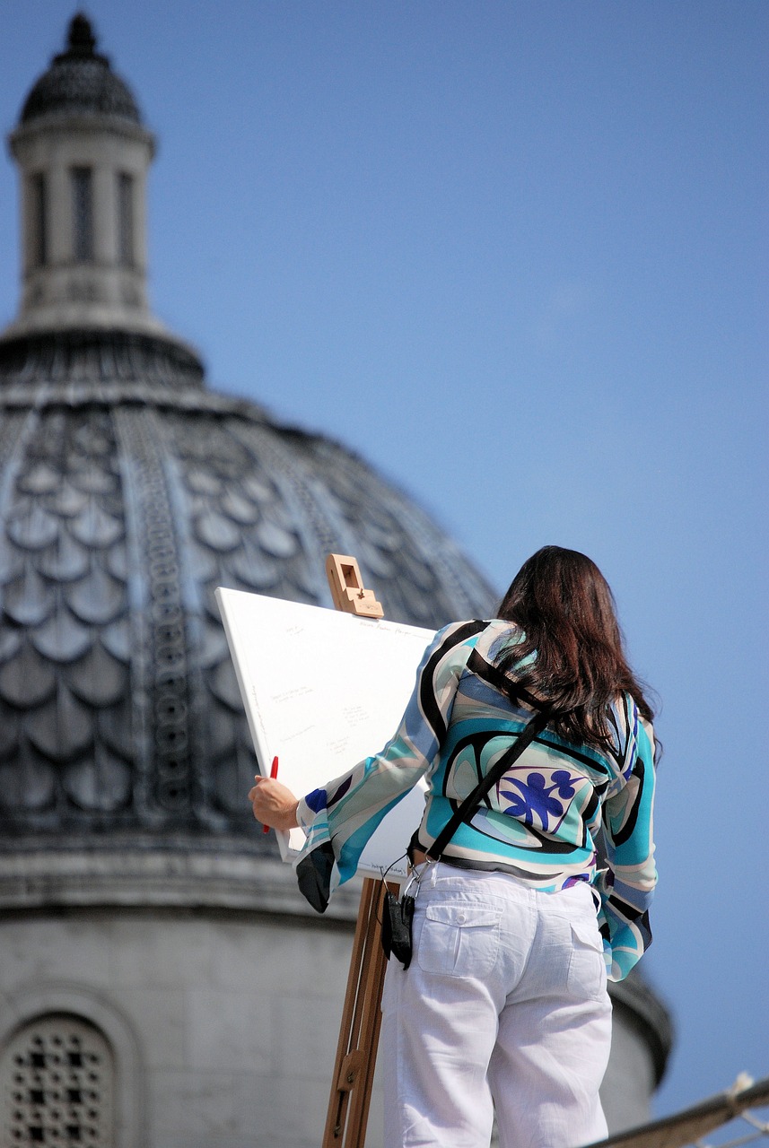 范偉新動態(tài)，展現(xiàn)藝術(shù)家多才多藝的風(fēng)采