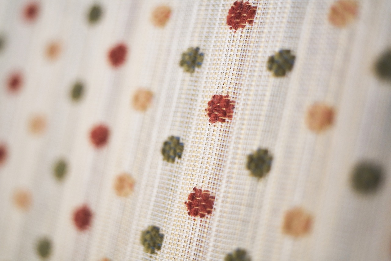 美國棉花期貨最新動態(tài)及市場走勢與影響因素分析摘要