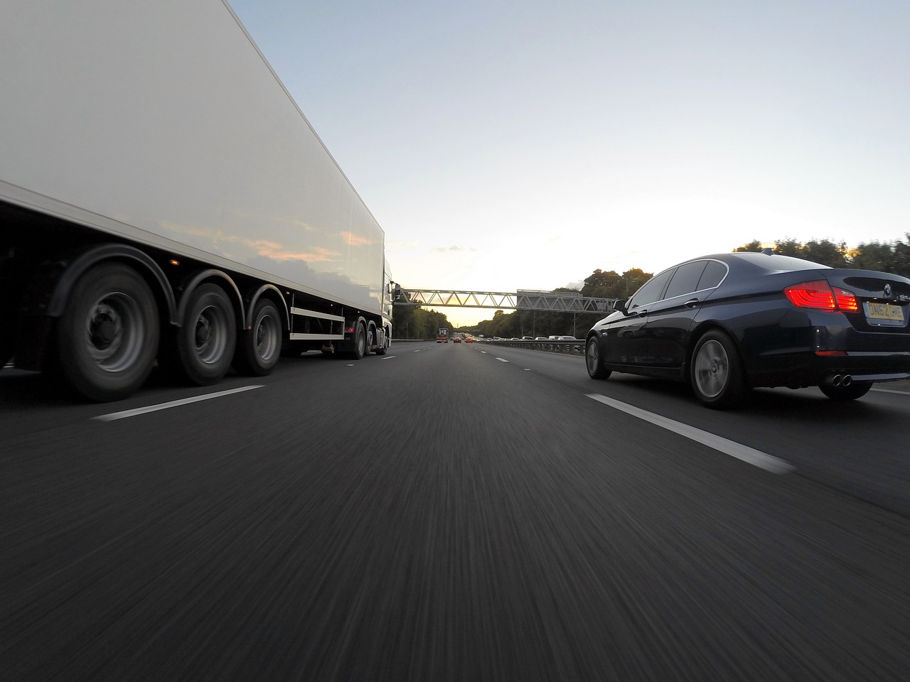 最新全順?biāo)尿?qū)車型，探索未來駕駛的新疆界